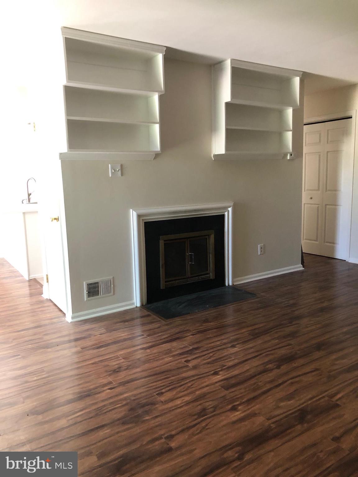BROOKSIDE - Residential