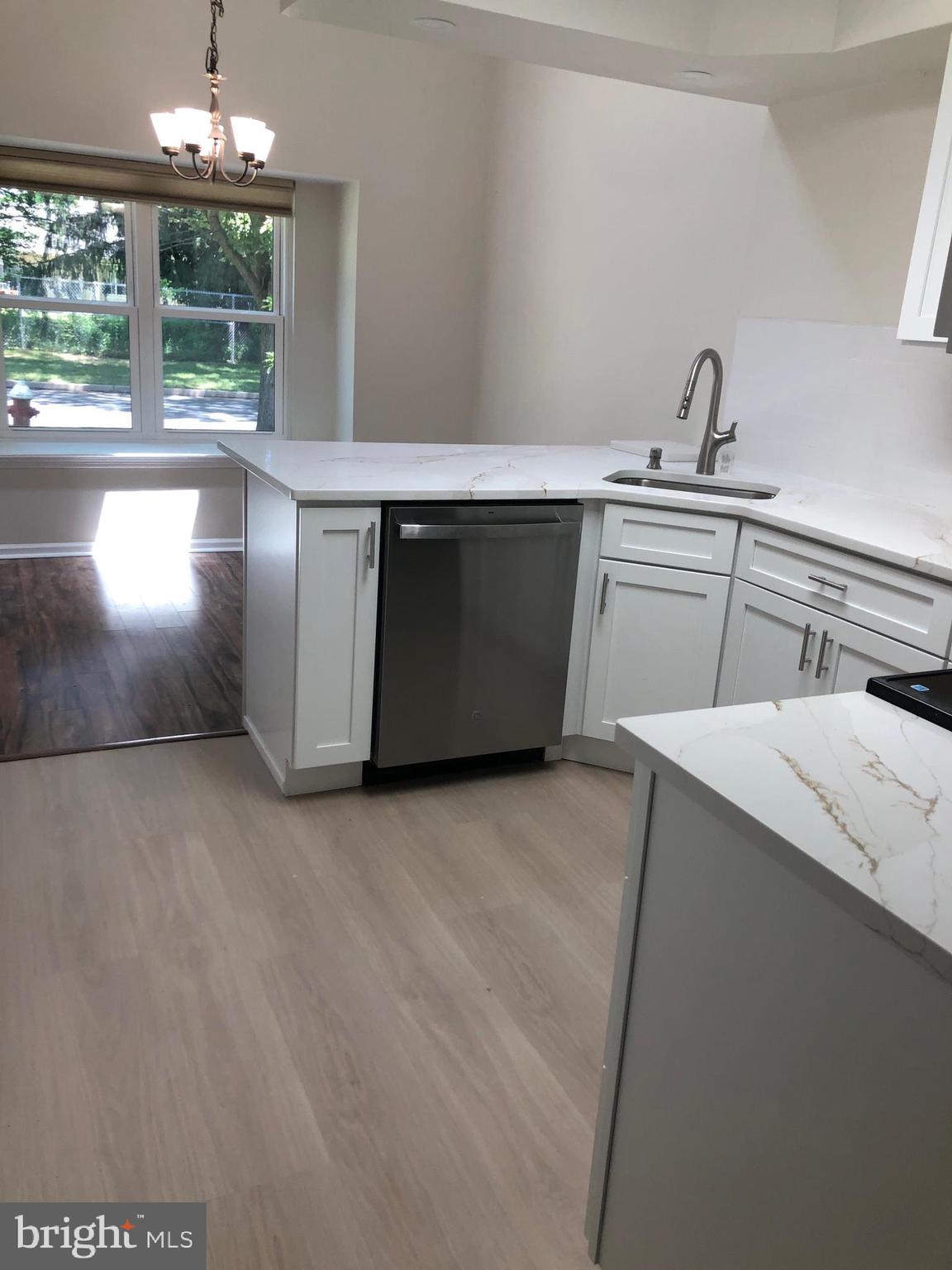 BROOKSIDE - Residential