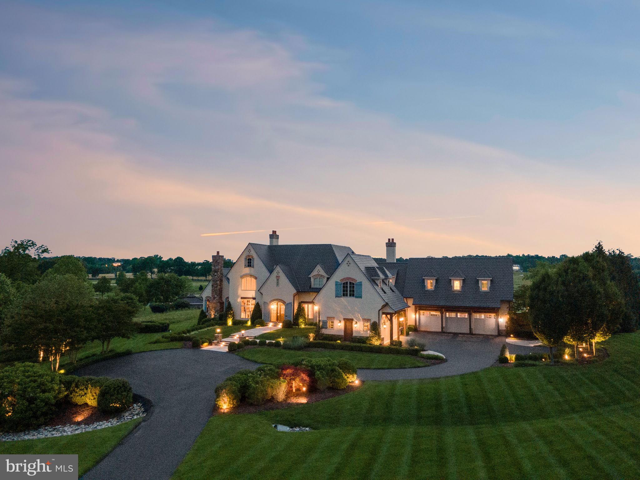 CREIGHTON FARMS - Residential