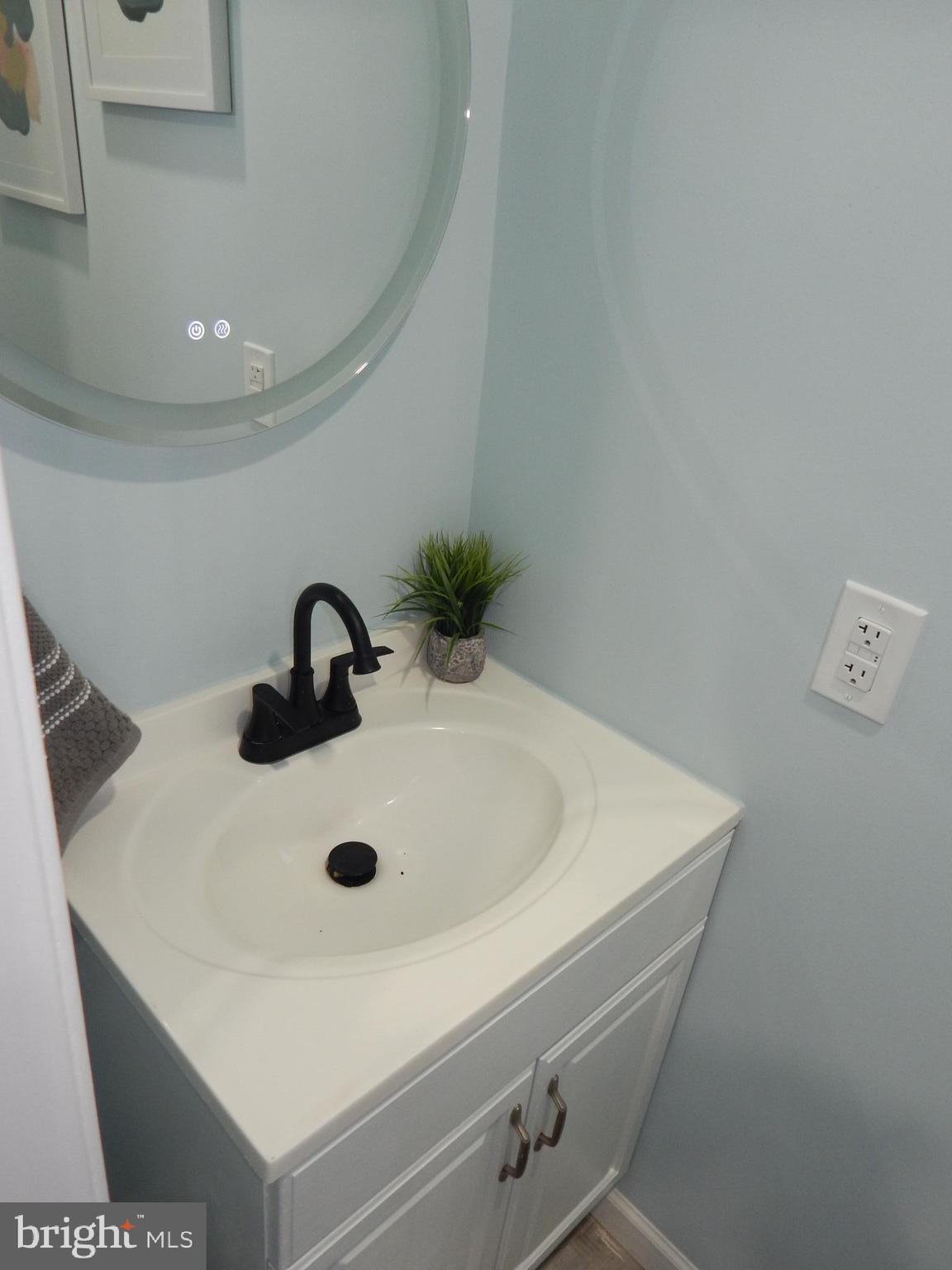 SAINT HELENA - Residential Lease
