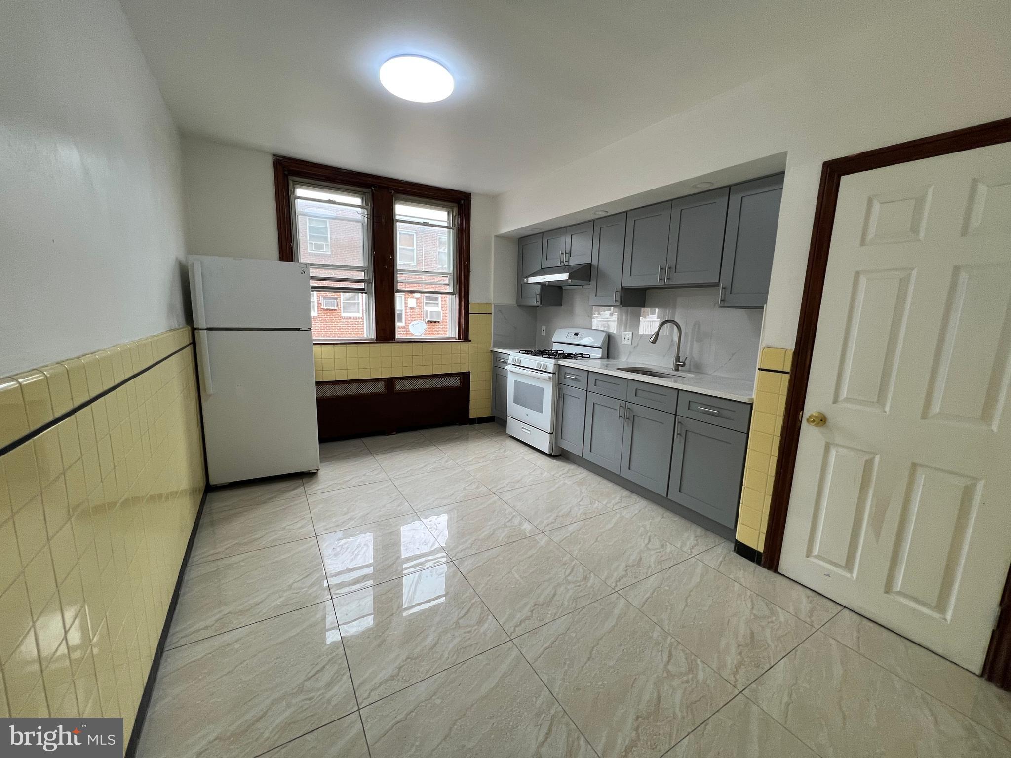 MAYFAIR - Residential
