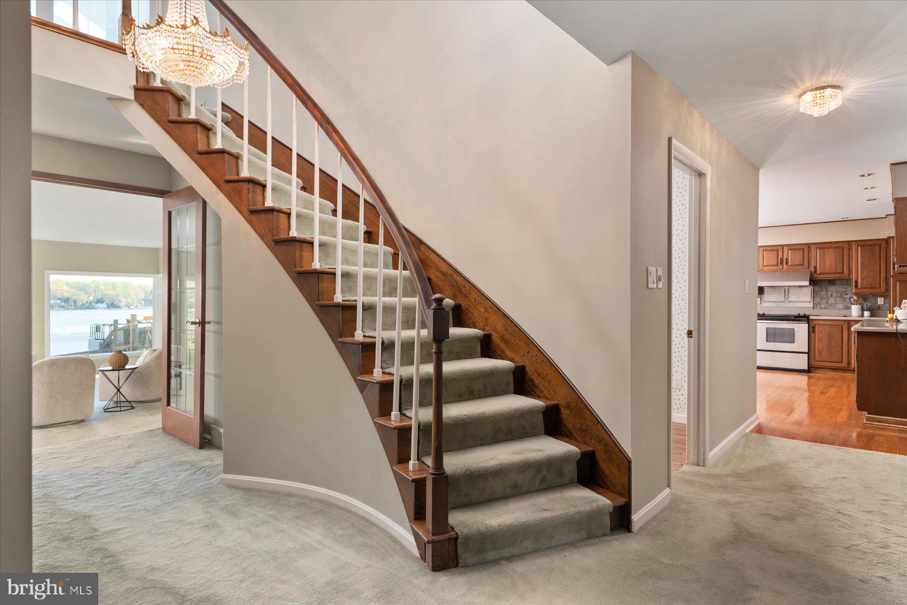 EDGEWATER BEACH - Residential