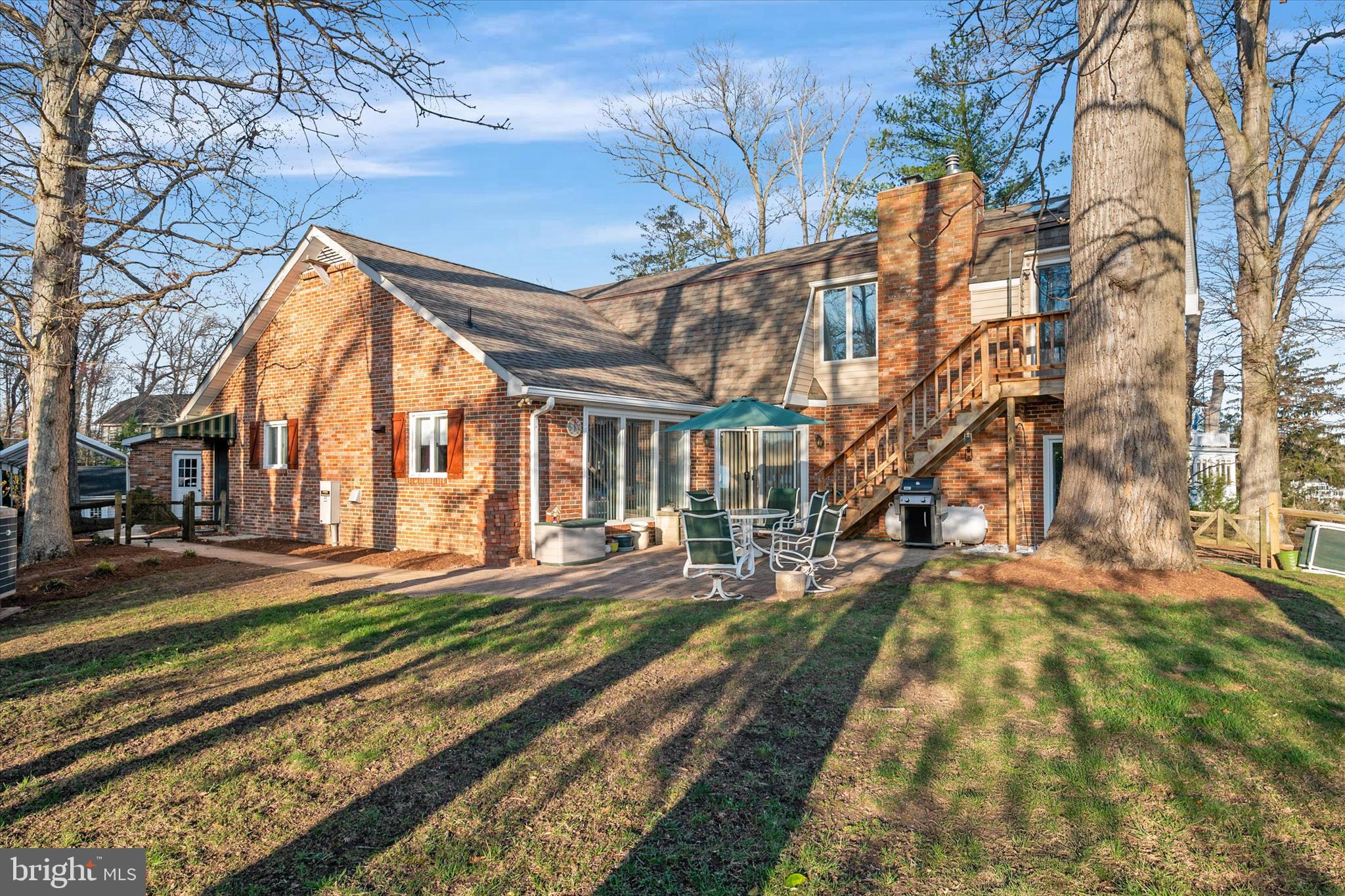 EDGEWATER BEACH - Residential