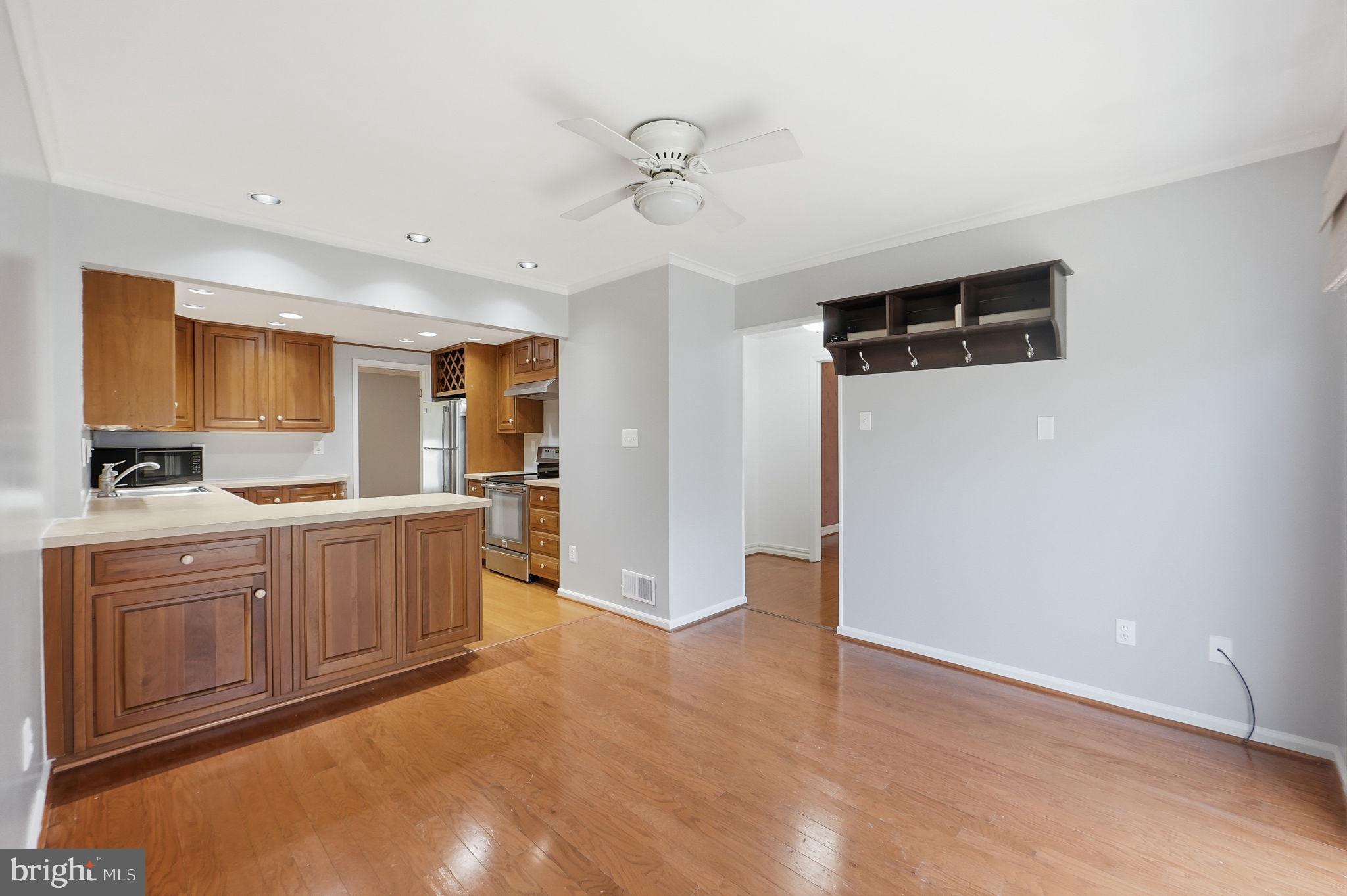 RUXTON PLACE - Residential Lease