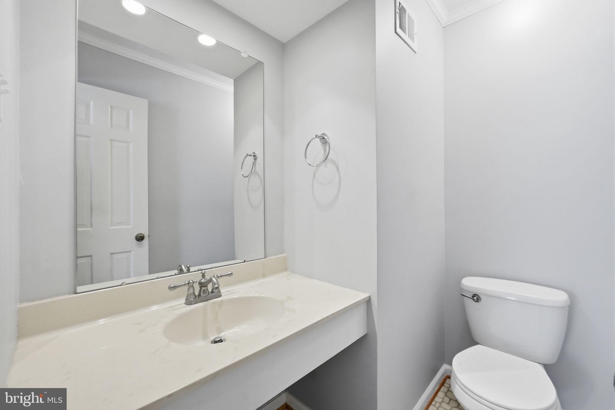 RUXTON PLACE - Residential Lease