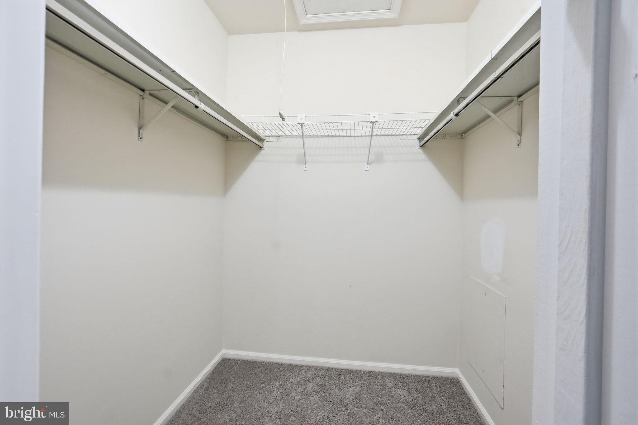 RUXTON PLACE - Residential Lease