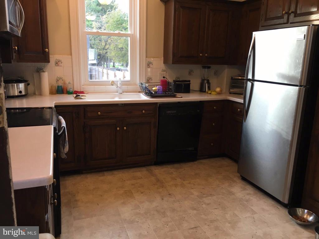 MOUNTVILLE BOROUGH - Residential