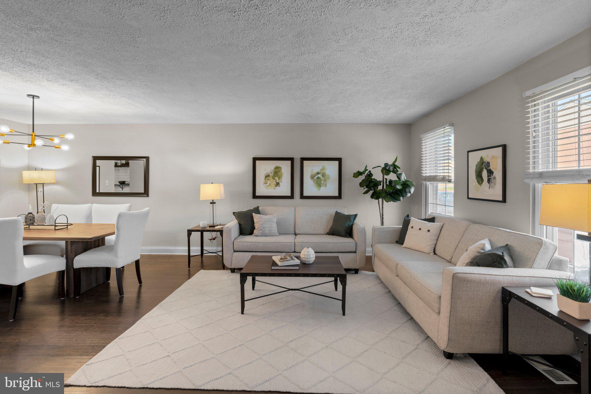 RICHARDSON MEWS - Residential