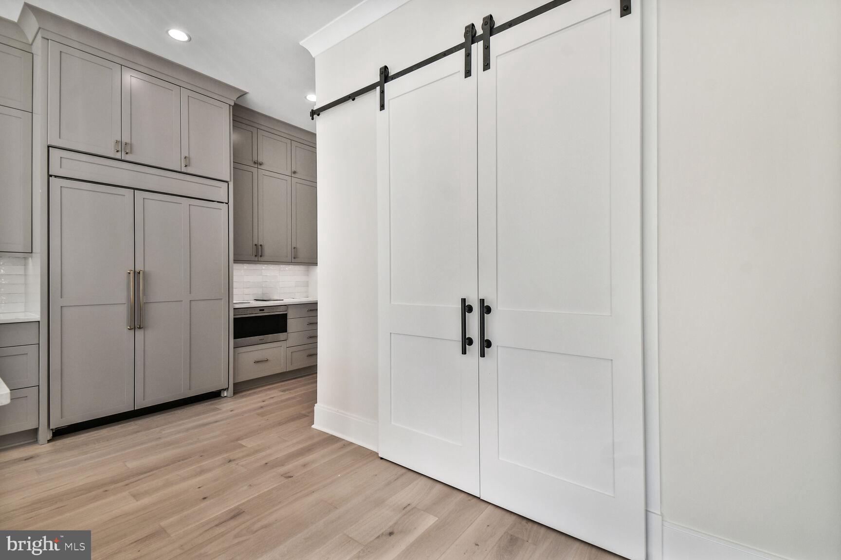 BATTERY PARK - Residential
