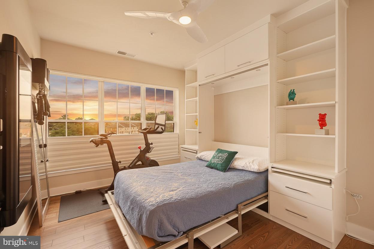 CROWN - Residential