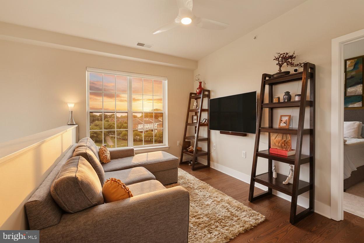 CROWN - Residential