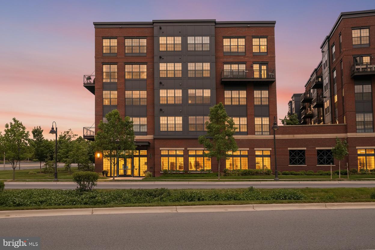 CROWN - Residential