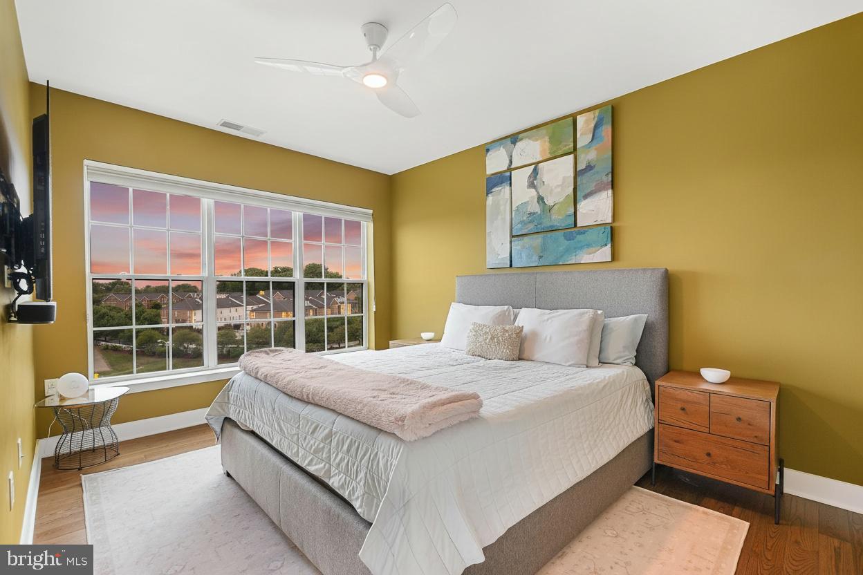 CROWN - Residential