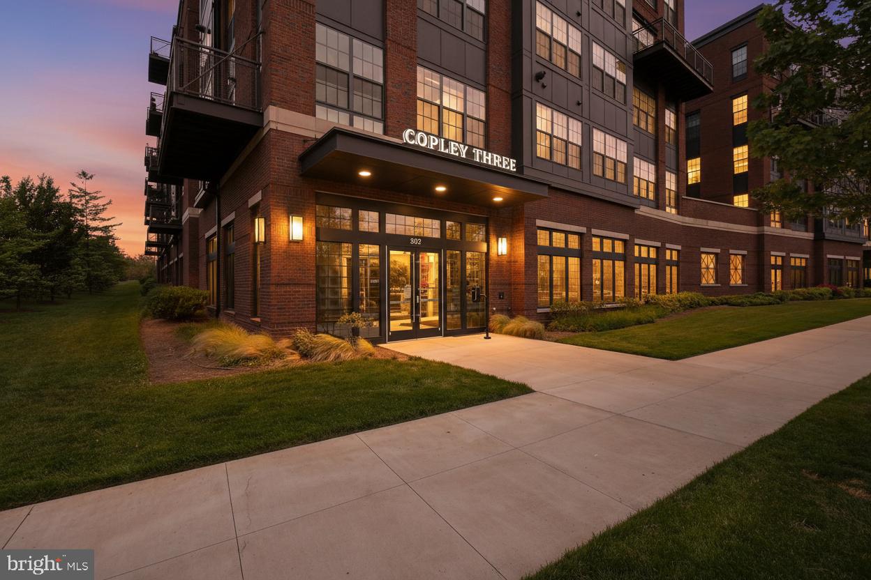 CROWN - Residential