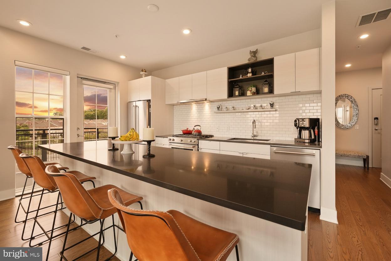 CROWN - Residential