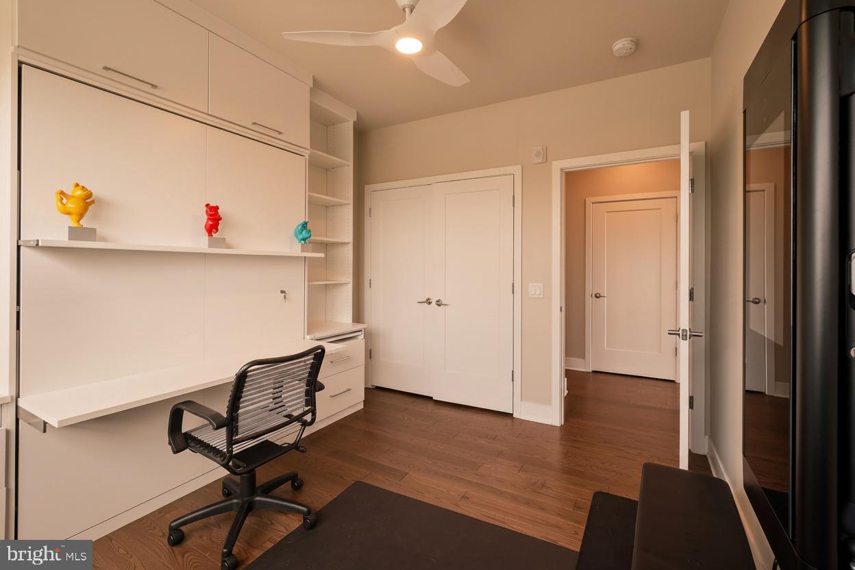 CROWN - Residential