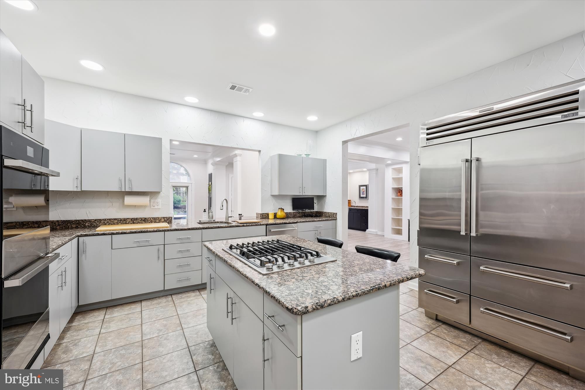 TIMBERLAWN - Residential