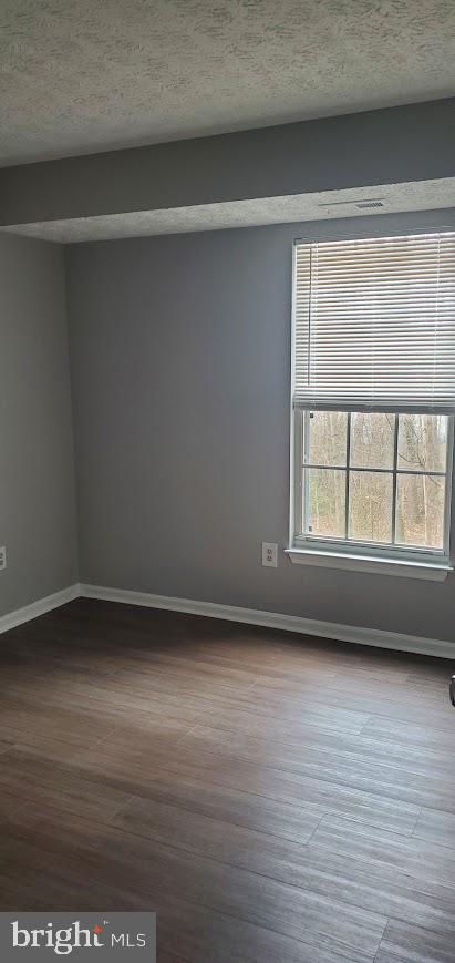 WOODBRIDGE CENTER - Residential
