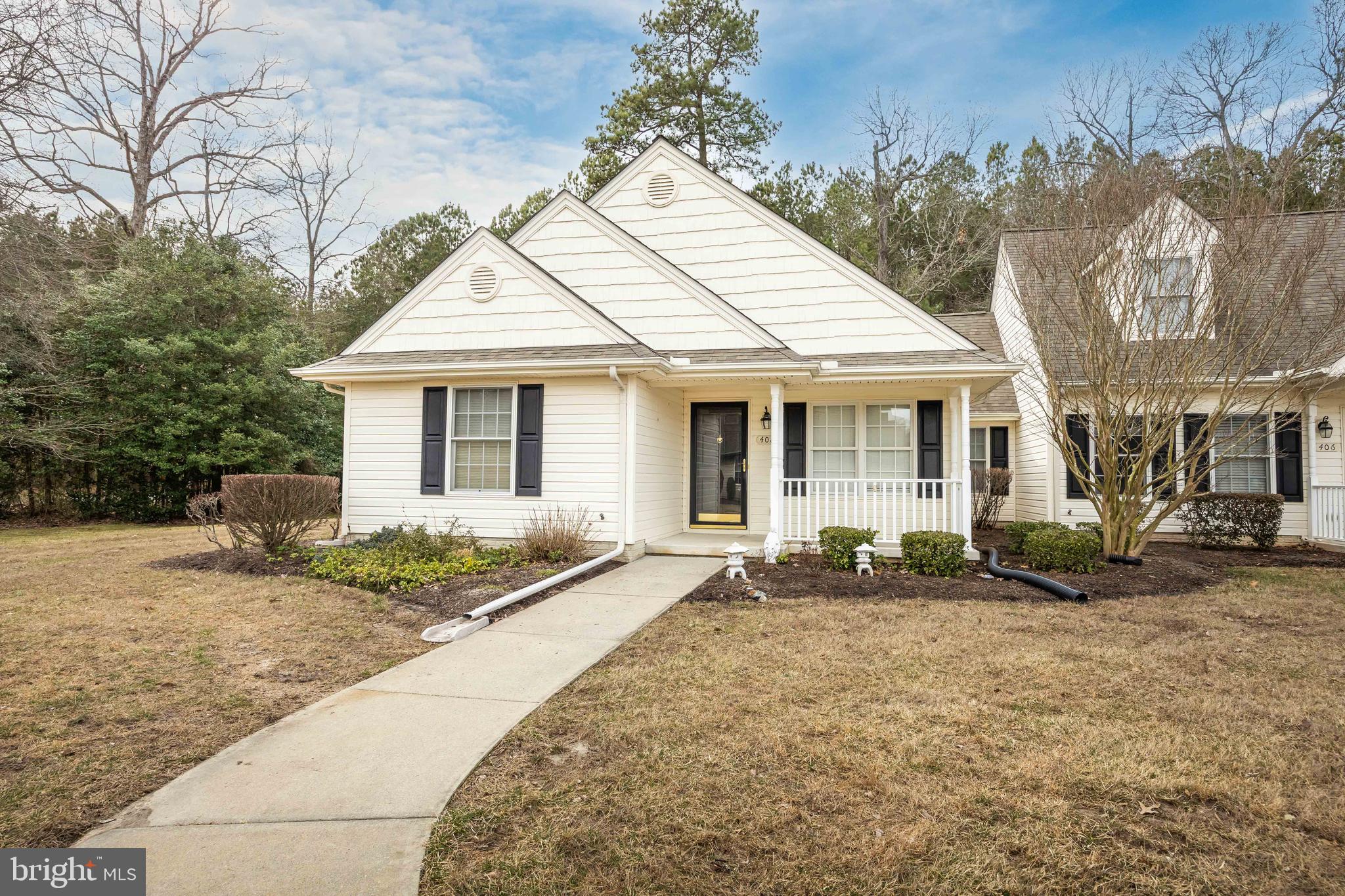 VILLAGES AT PARSONS LAKE - Residential