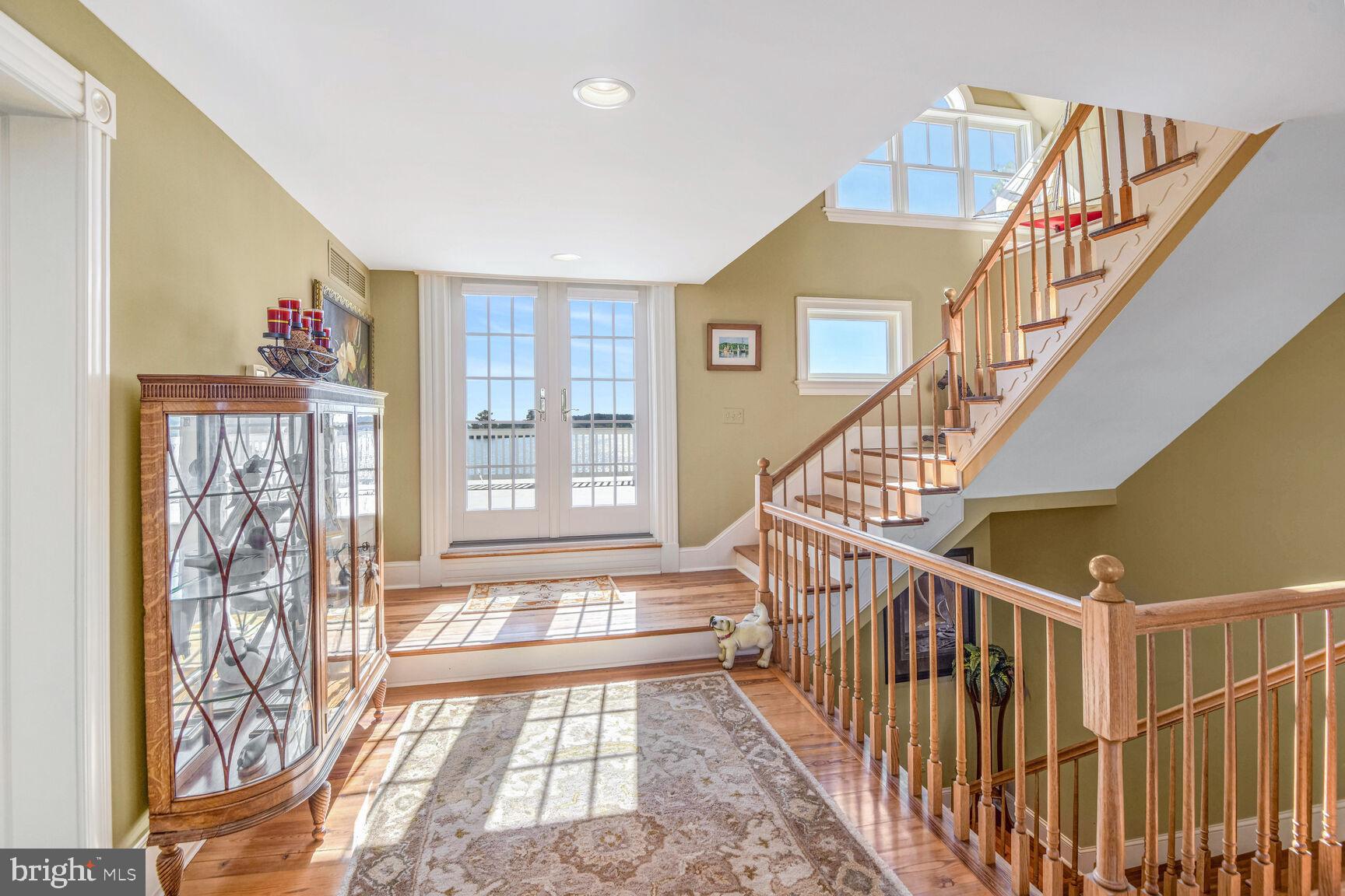 ROYAL OAK - Residential