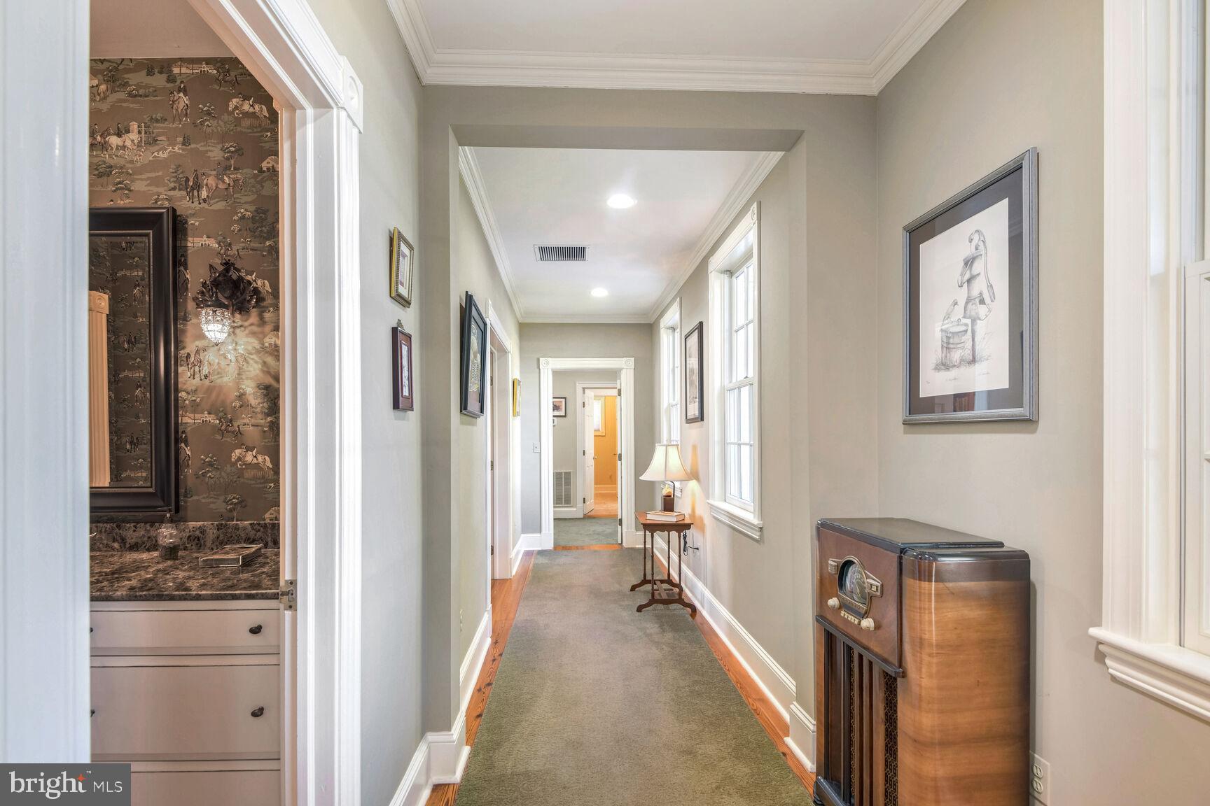 ROYAL OAK - Residential