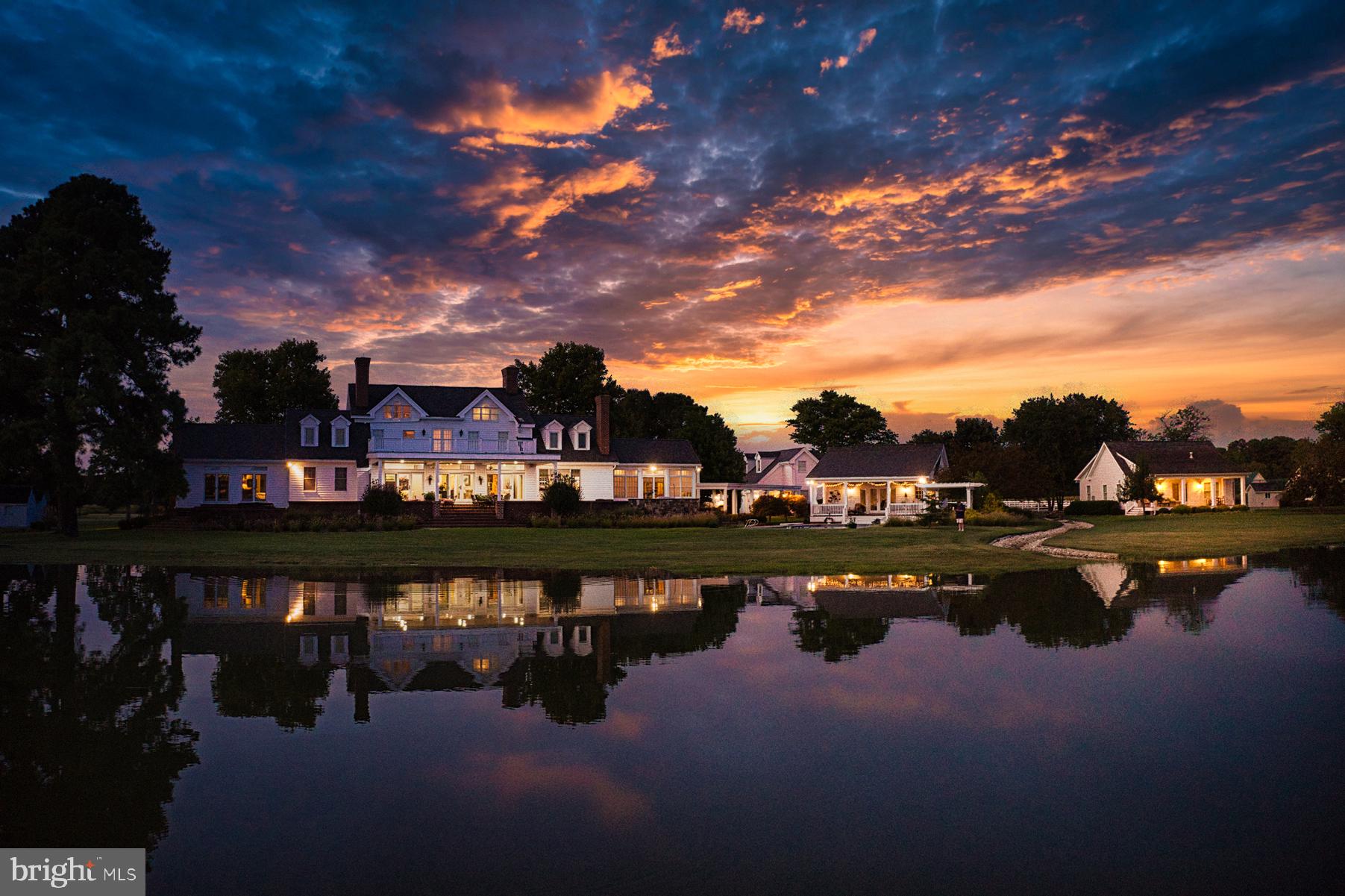 ROYAL OAK - Residential