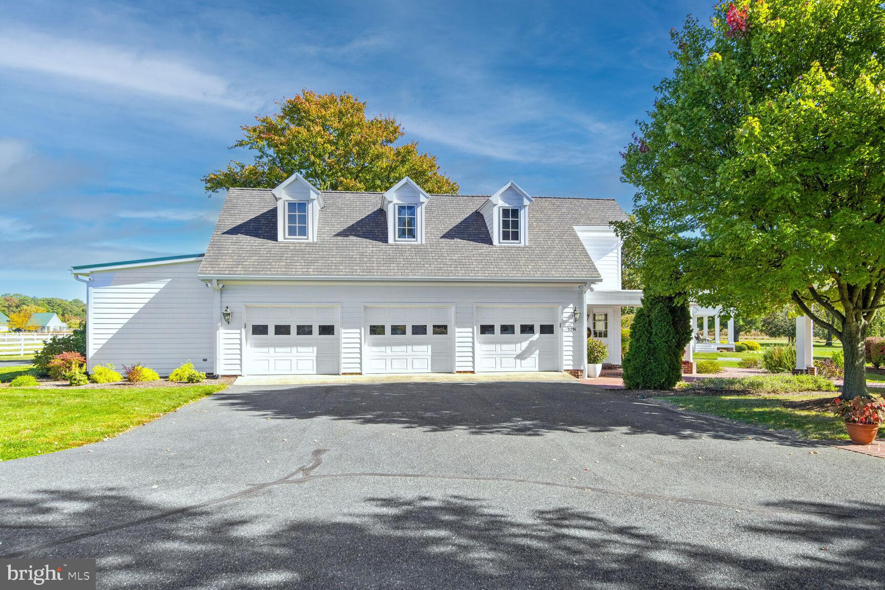 ROYAL OAK - Residential