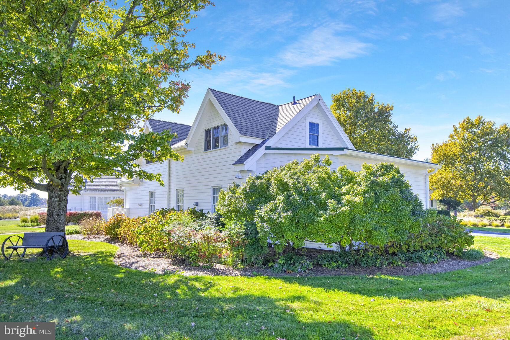 ROYAL OAK - Residential