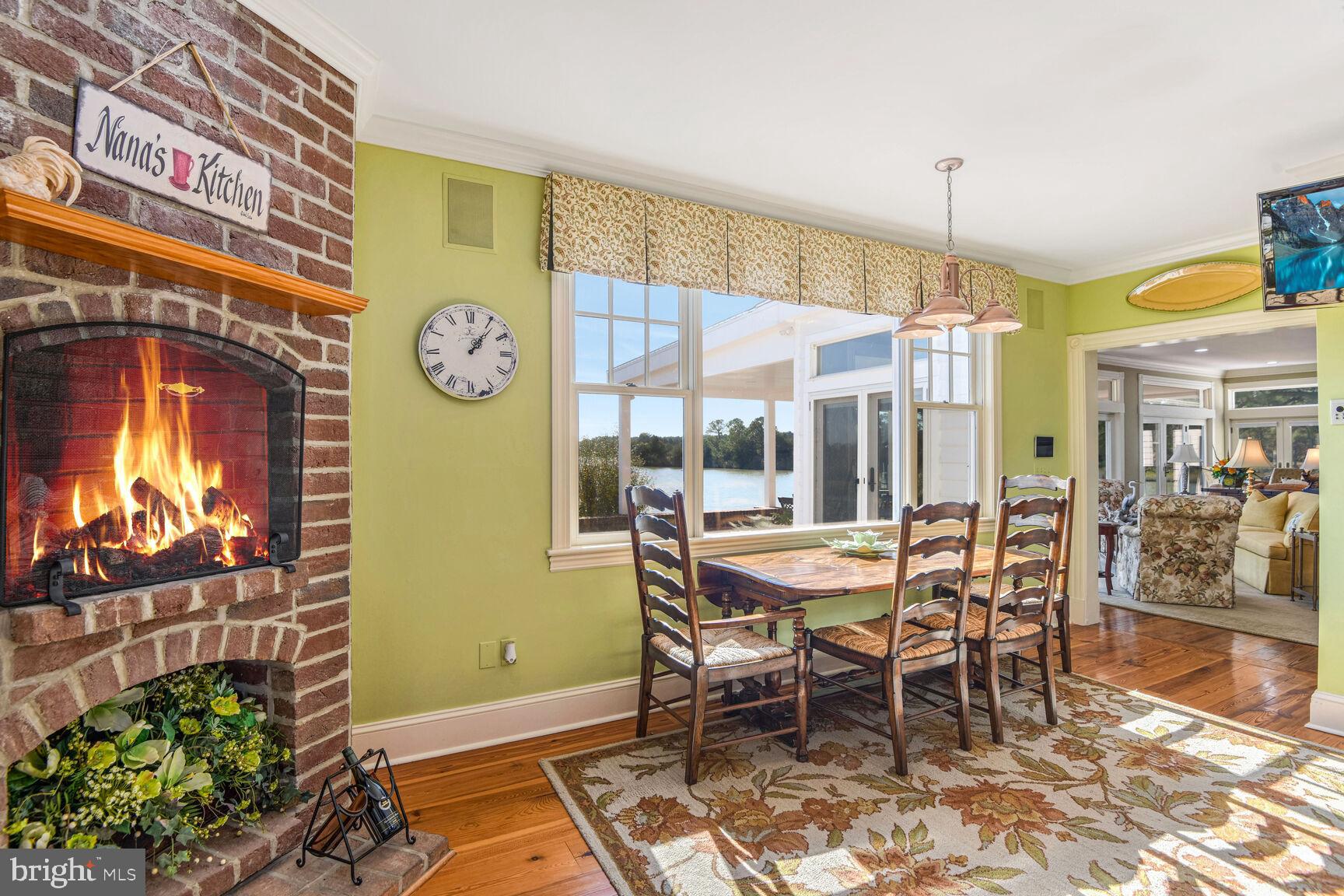ROYAL OAK - Residential