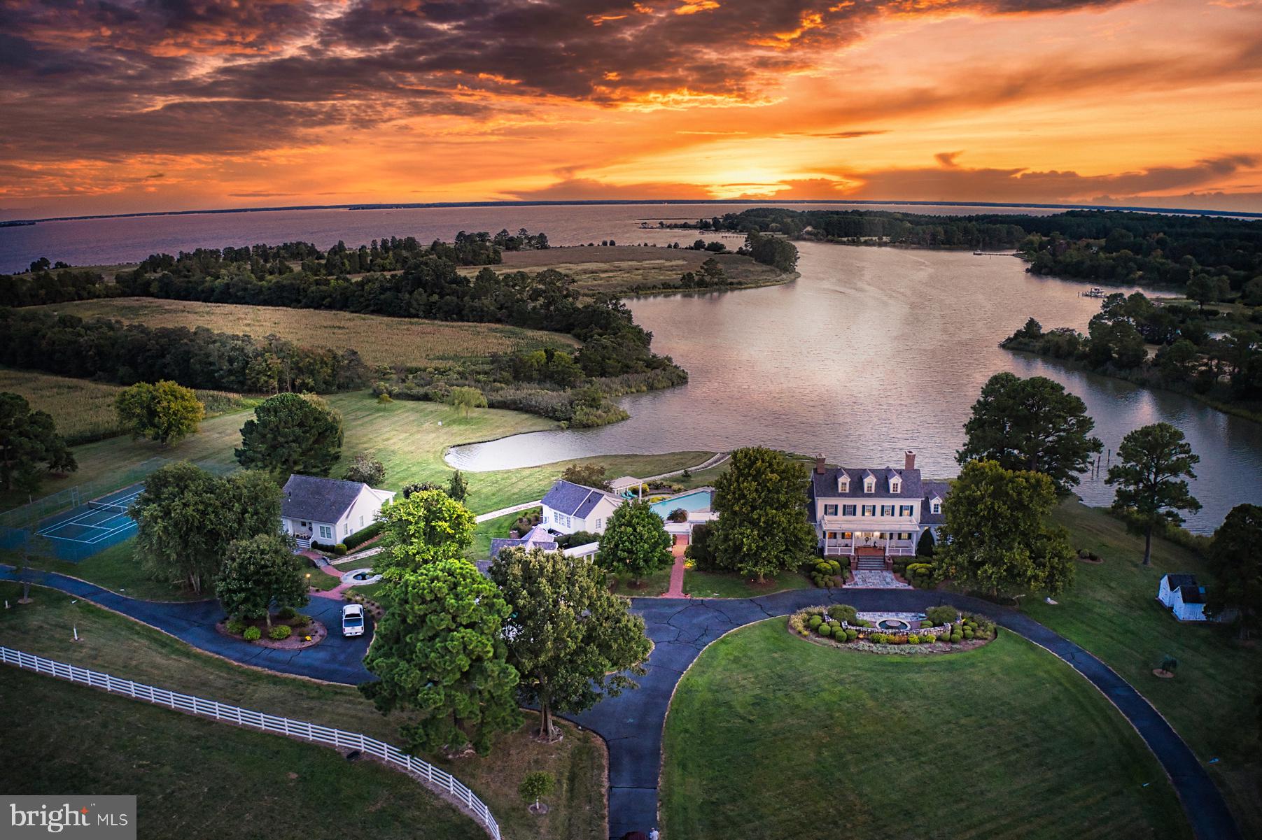 ROYAL OAK - Residential