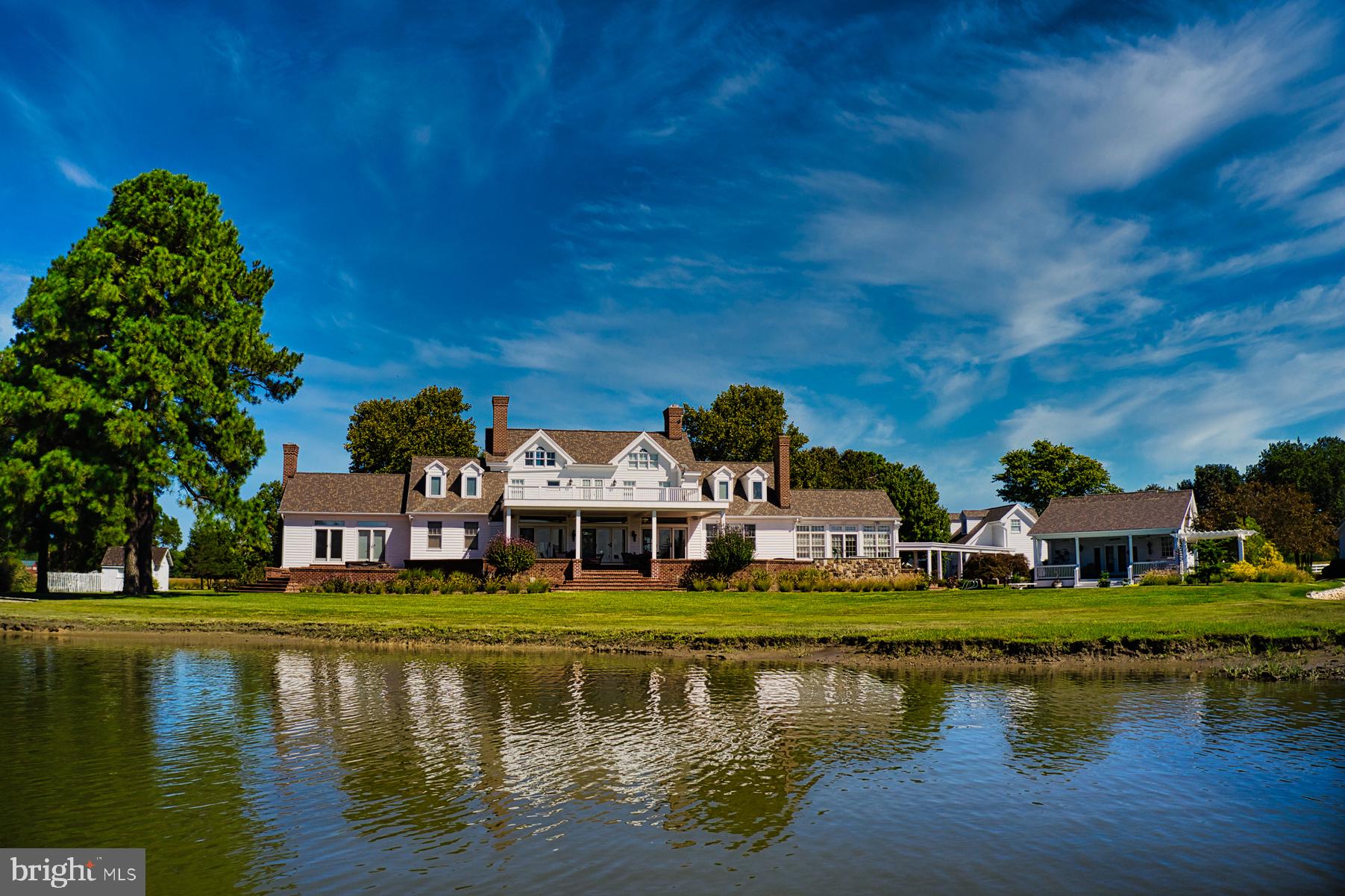 ROYAL OAK - Residential