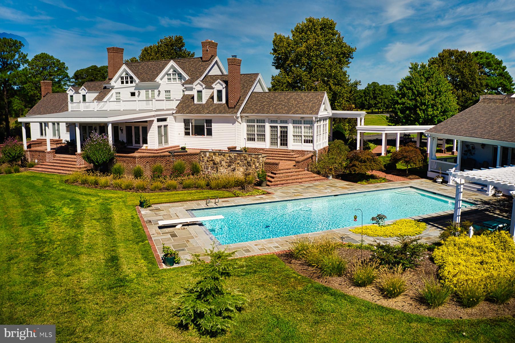 ROYAL OAK - Residential