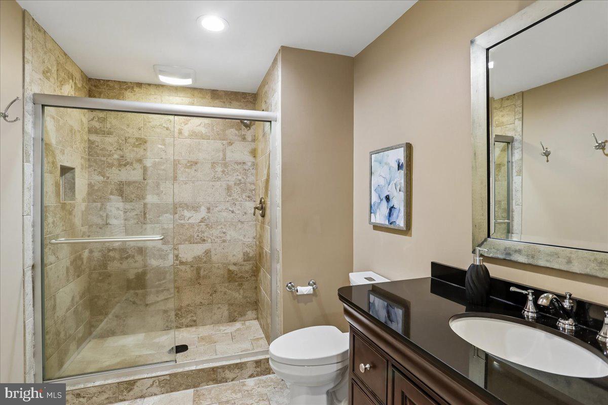 LIGON KNOLLS - Residential