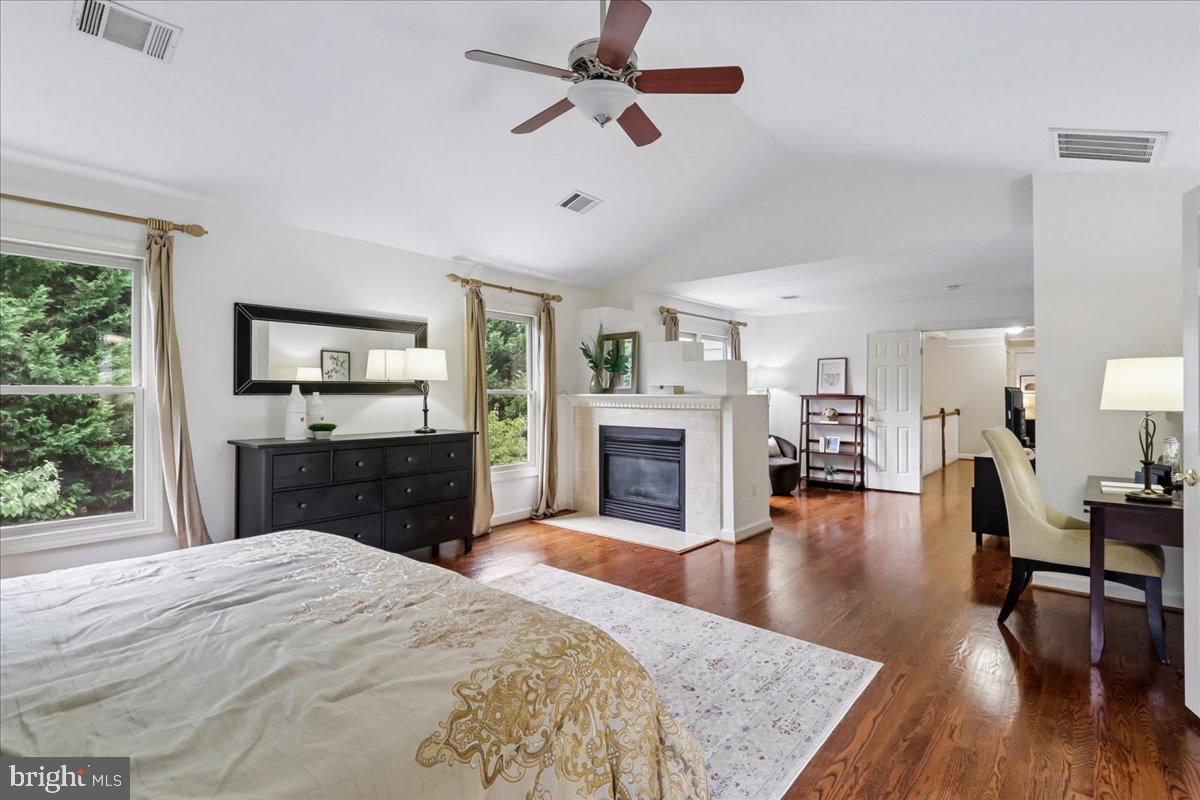 LIGON KNOLLS - Residential