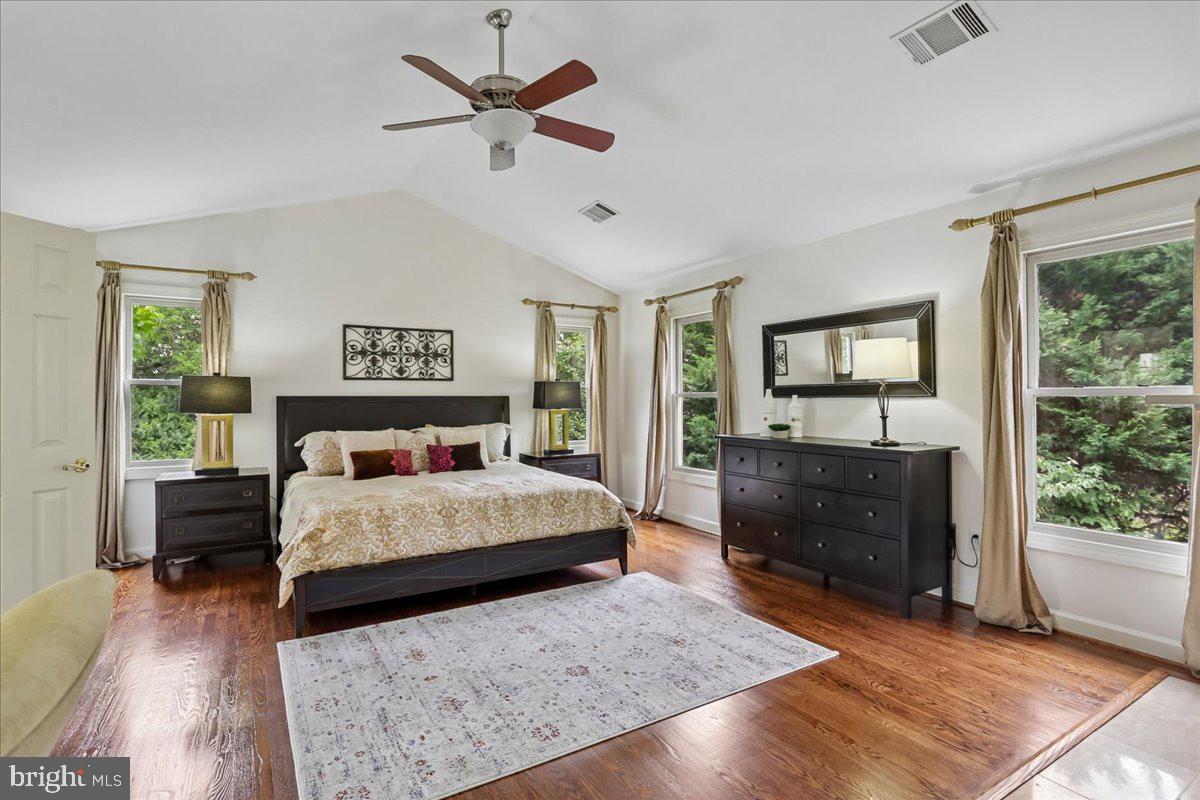 LIGON KNOLLS - Residential