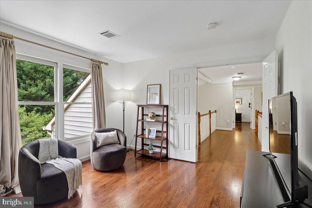 LIGON KNOLLS - Residential