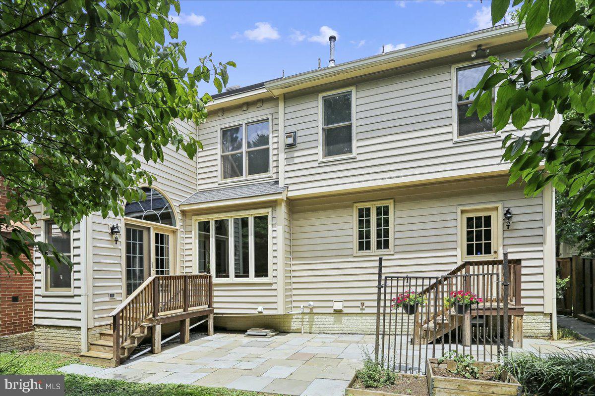 LIGON KNOLLS - Residential