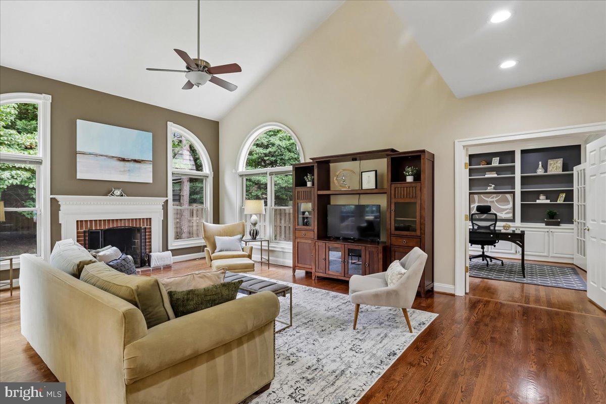 LIGON KNOLLS - Residential