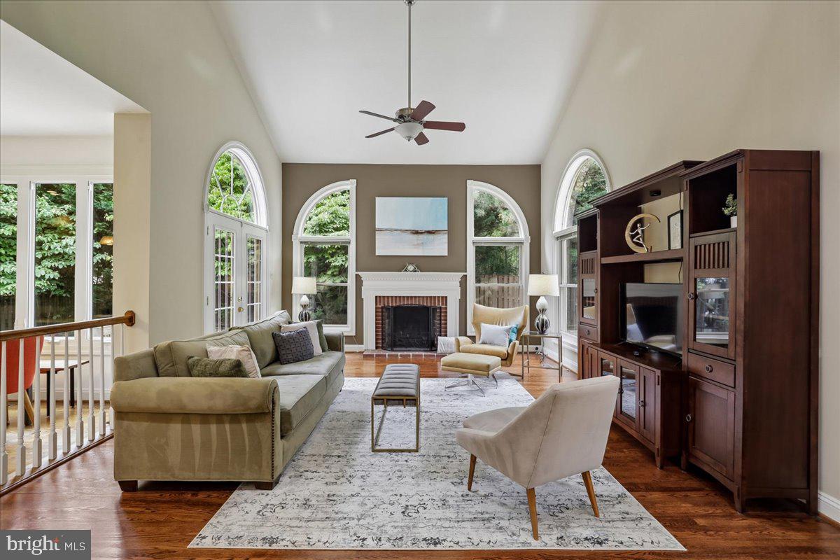 LIGON KNOLLS - Residential