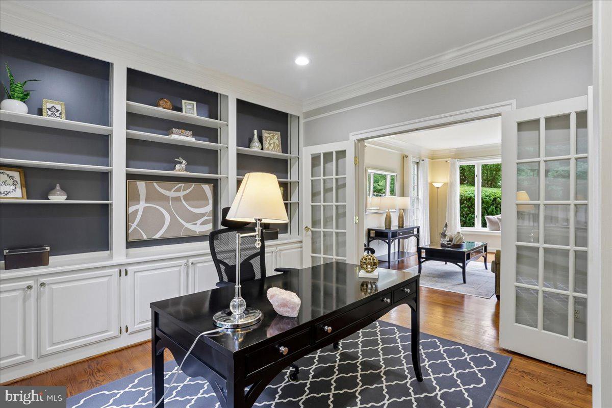 LIGON KNOLLS - Residential