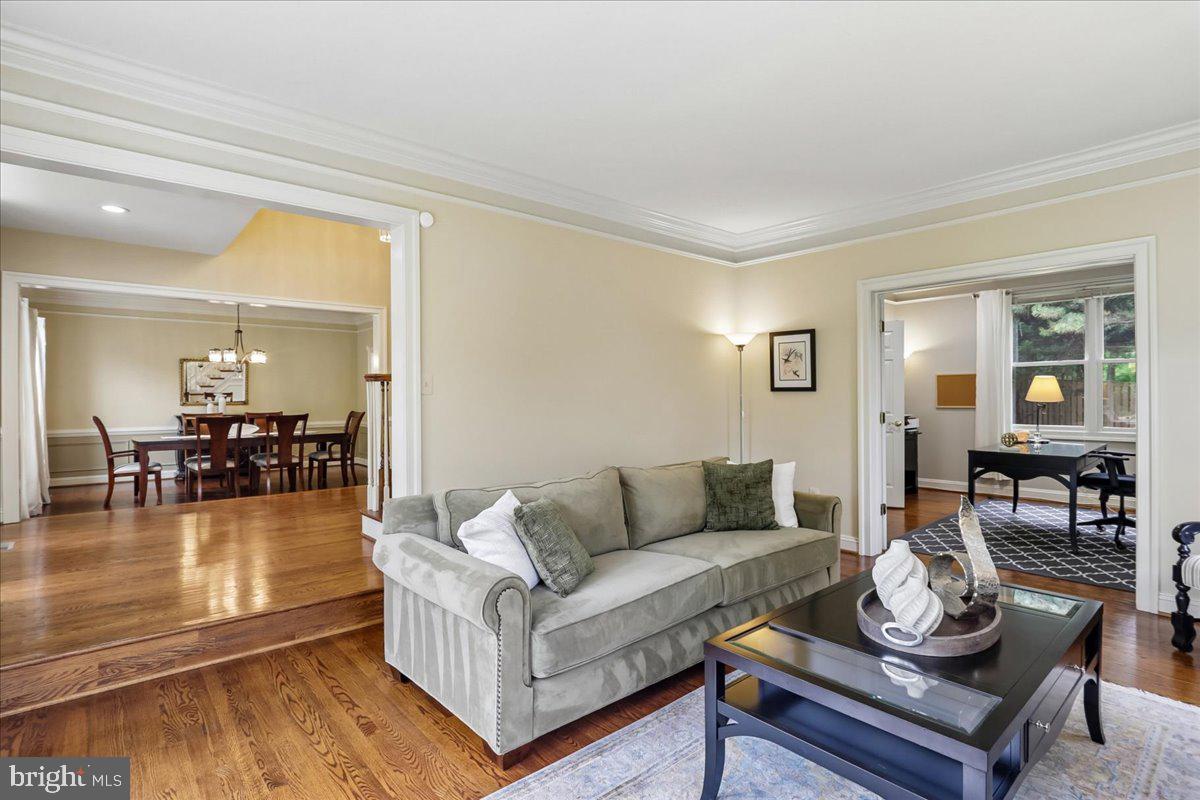 LIGON KNOLLS - Residential
