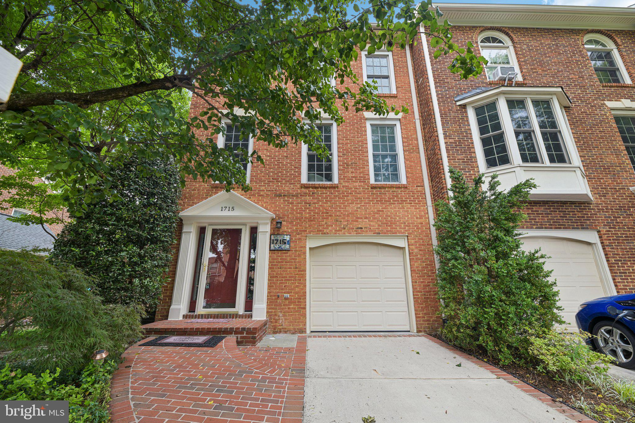 GLEN DEVON - Residential