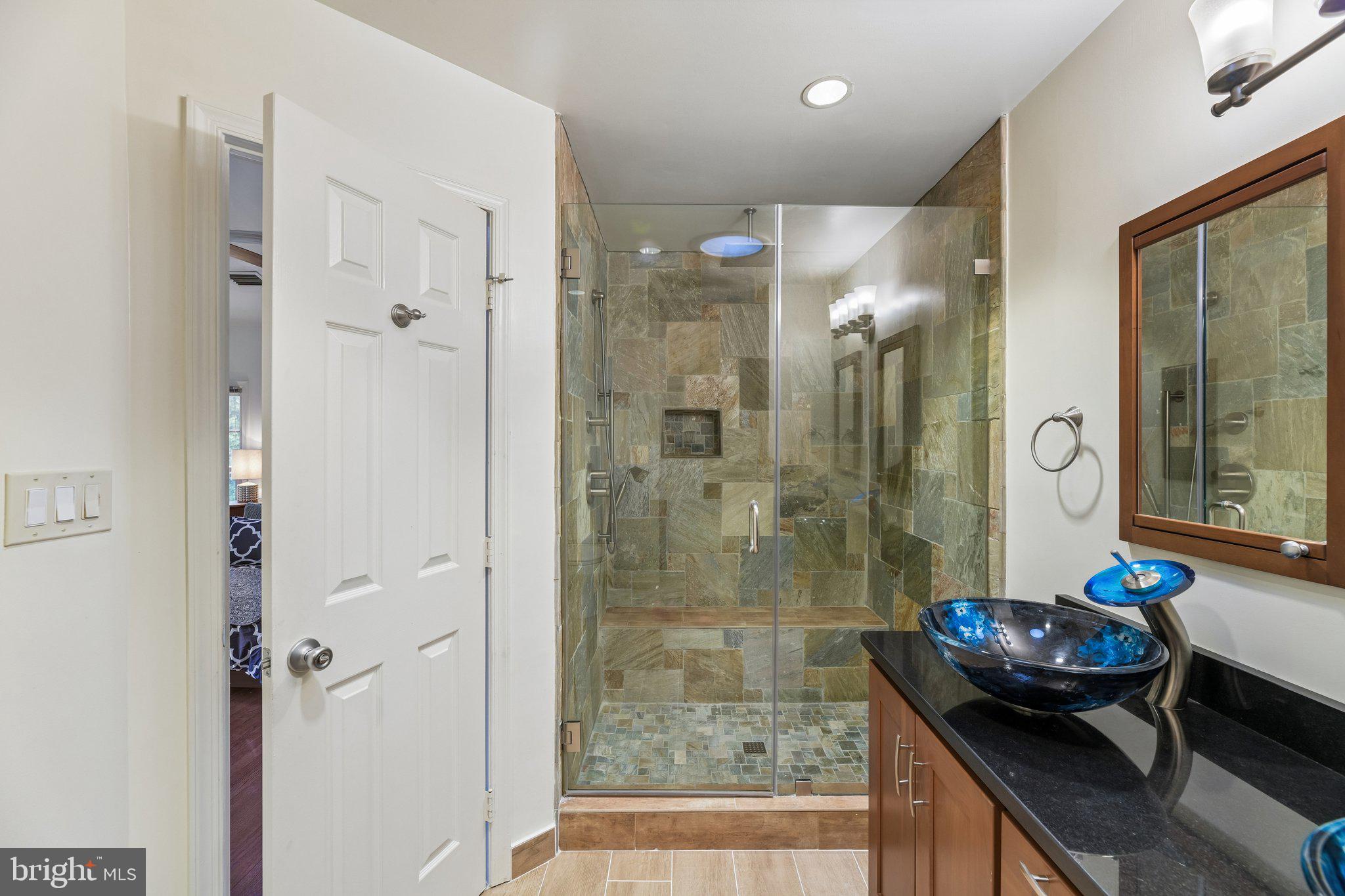 GLEN DEVON - Residential