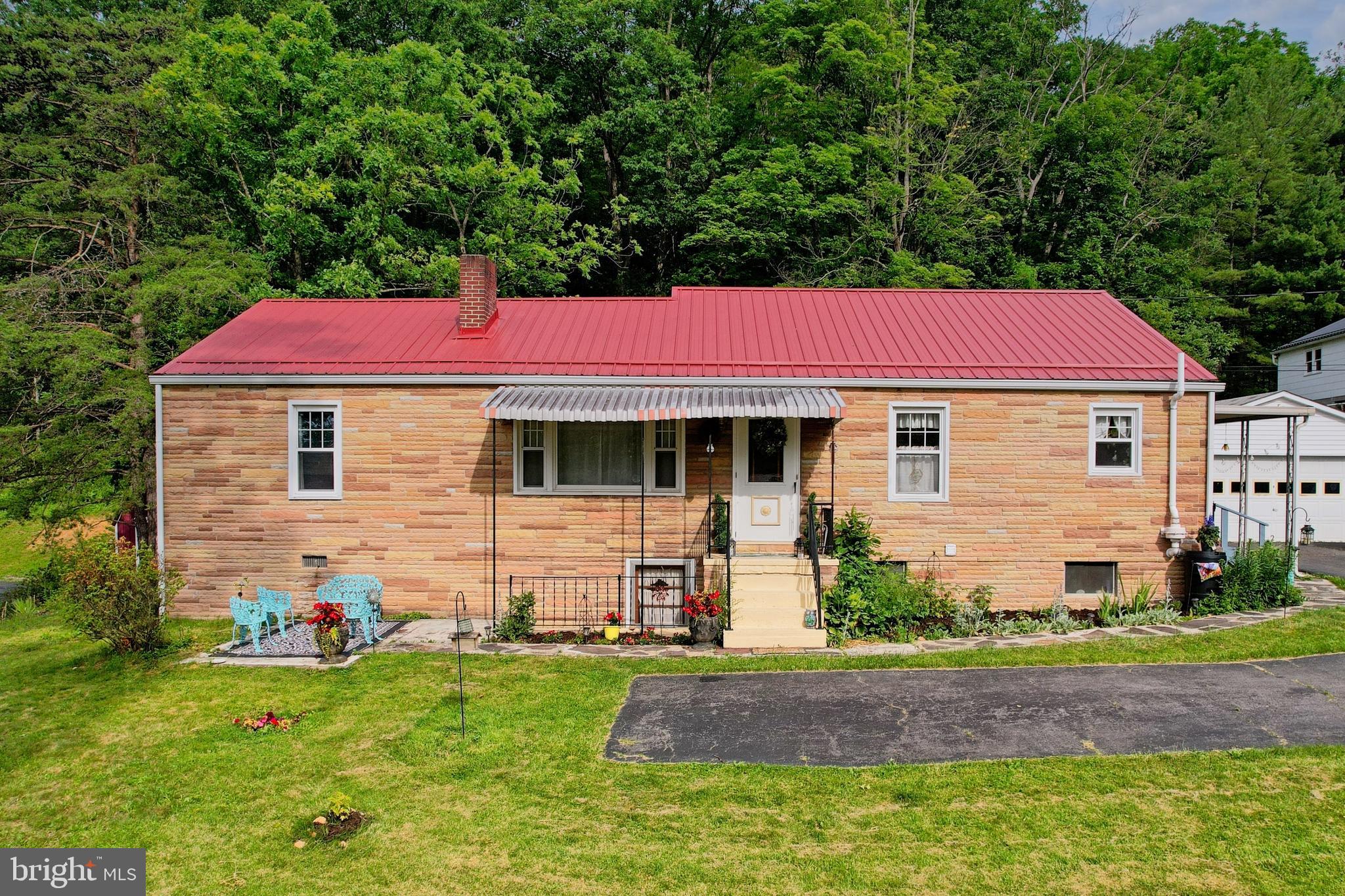 FRANKFORT - Residential