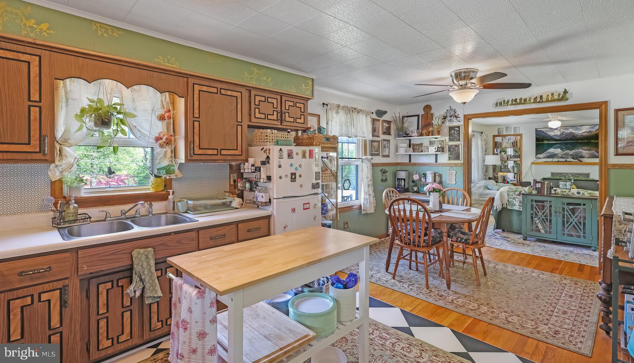 FRANKFORT - Residential