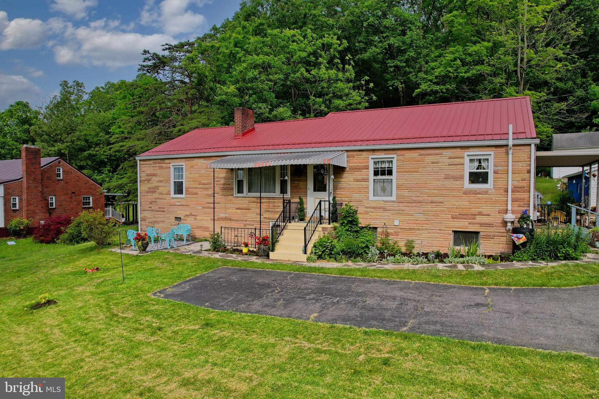 FRANKFORT - Residential