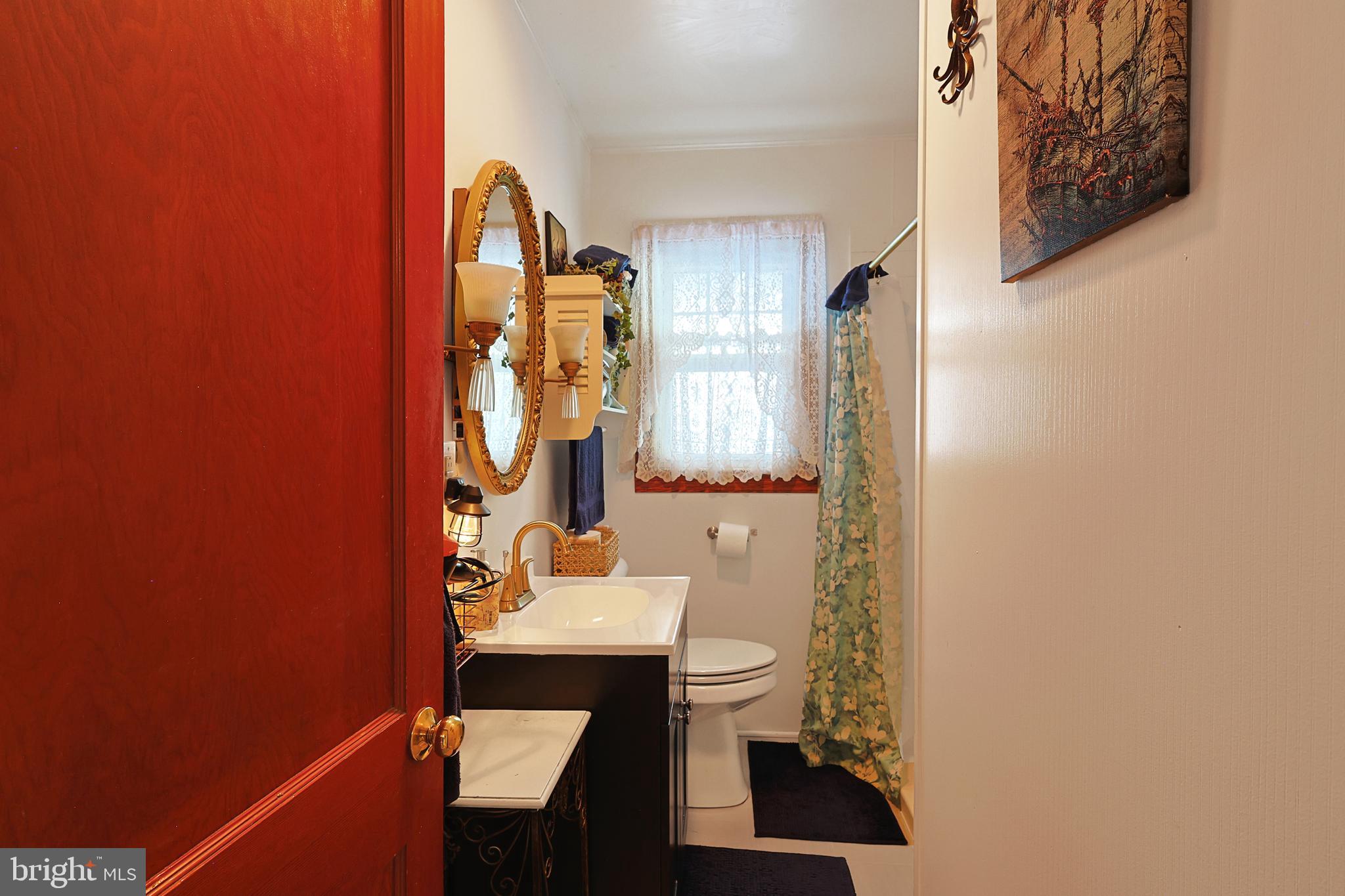 FRANKFORT - Residential