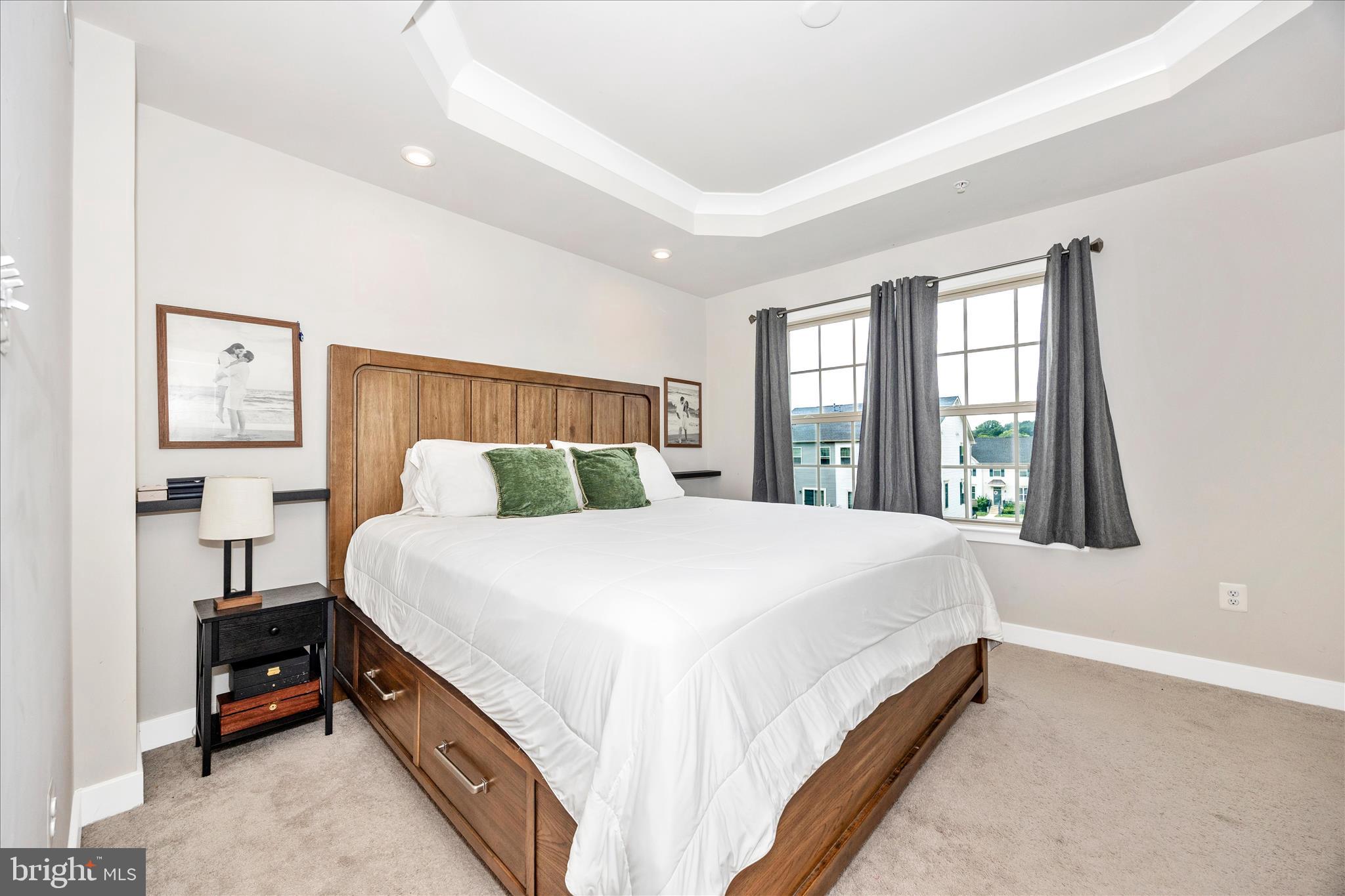 LAKE LINGANORE - Residential