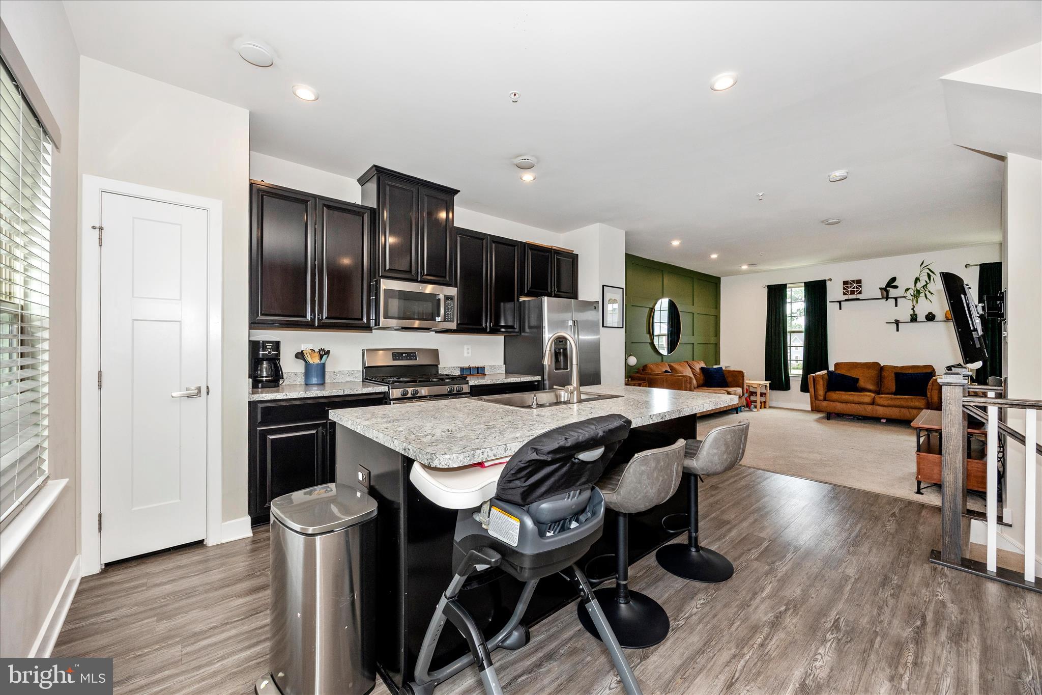 LAKE LINGANORE - Residential
