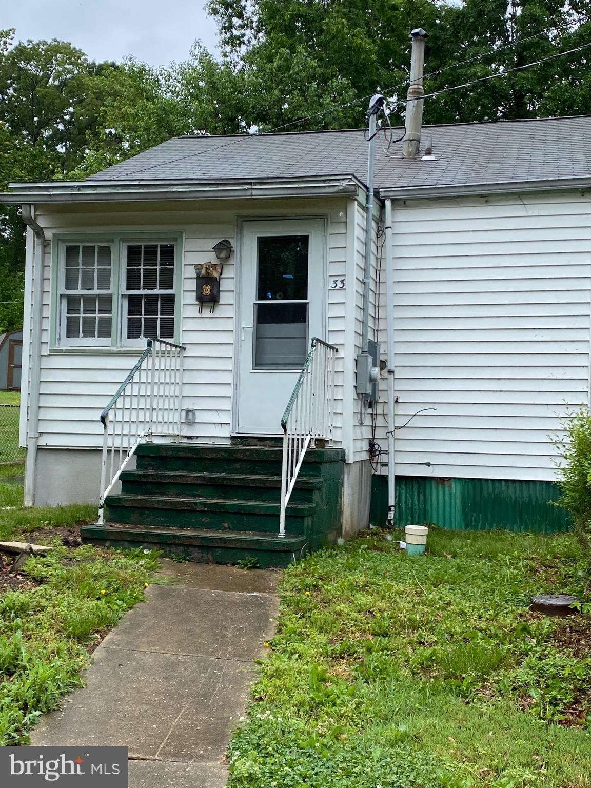 Price adjustment!!   This is a one bedroom and one full bath duplex in Potomac Heights.  There is a covered porch on the side of the house with a second entrance door.  A shed in the back yard too. This is a cooperative community and buyers need membership approval from the Board of Directors.  Pick up a buyers packet from the housing office with all the information needed to apply. The list of approved lenders is included as well as the procedures for purchasing. Monthly operating payment includes water, sewer, trash, property taxes and more.  
 Buyers must have membership approval and lender prequalification letter before submitting an offer. Proof of funds if purchasing with cash. Settlement must occur at Buyer's Title in La Plata, no exceptions.